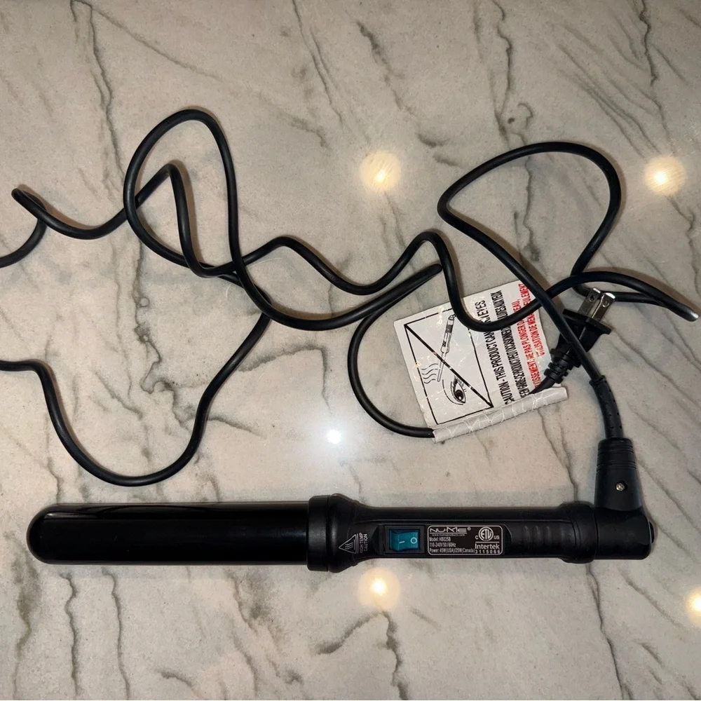 NUME curling wand